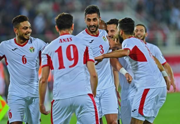 Tuyển Thái Lan thắng trận đầu tay, đội Jordan sớm đi tiếp